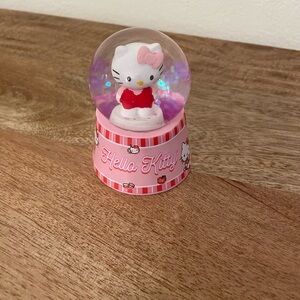 Miniature Hello Kitty Snow Globe
